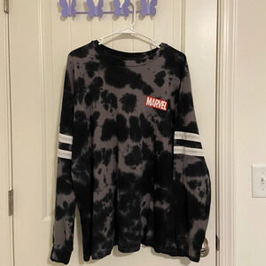 EUC | Her Universe Marvel women’s black dyed oversized long sleeve shirt — large